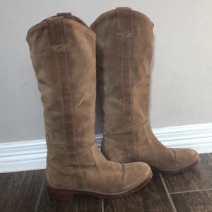 Via Spiga - tan suede boot